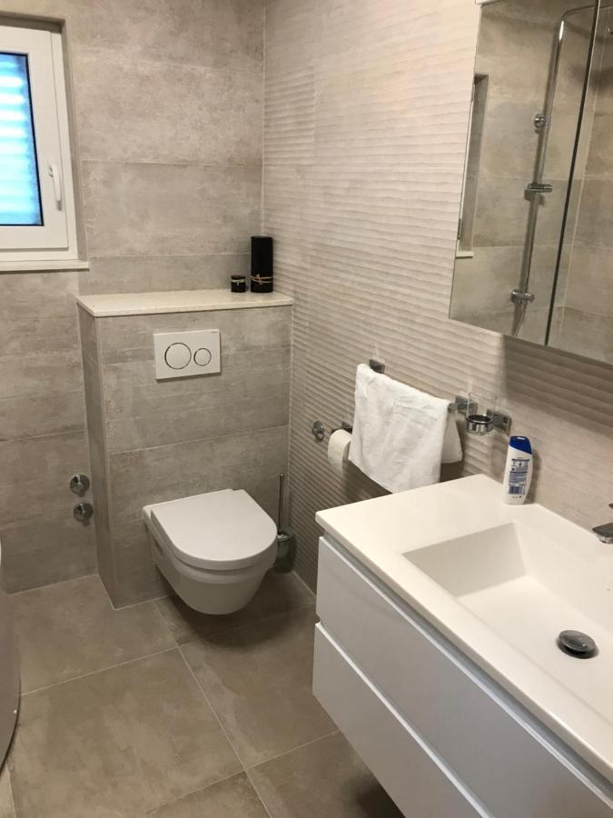Apartamento Albatros Kaštel Sućurac Exterior foto