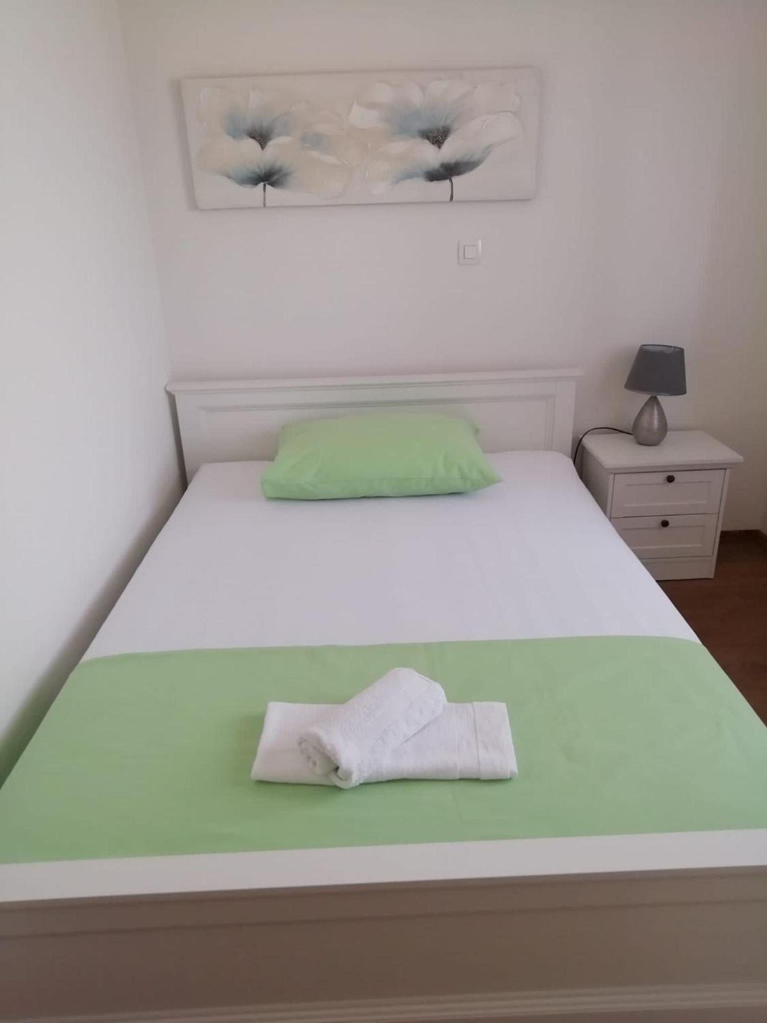 Apartamento Albatros Kaštel Sućurac Exterior foto